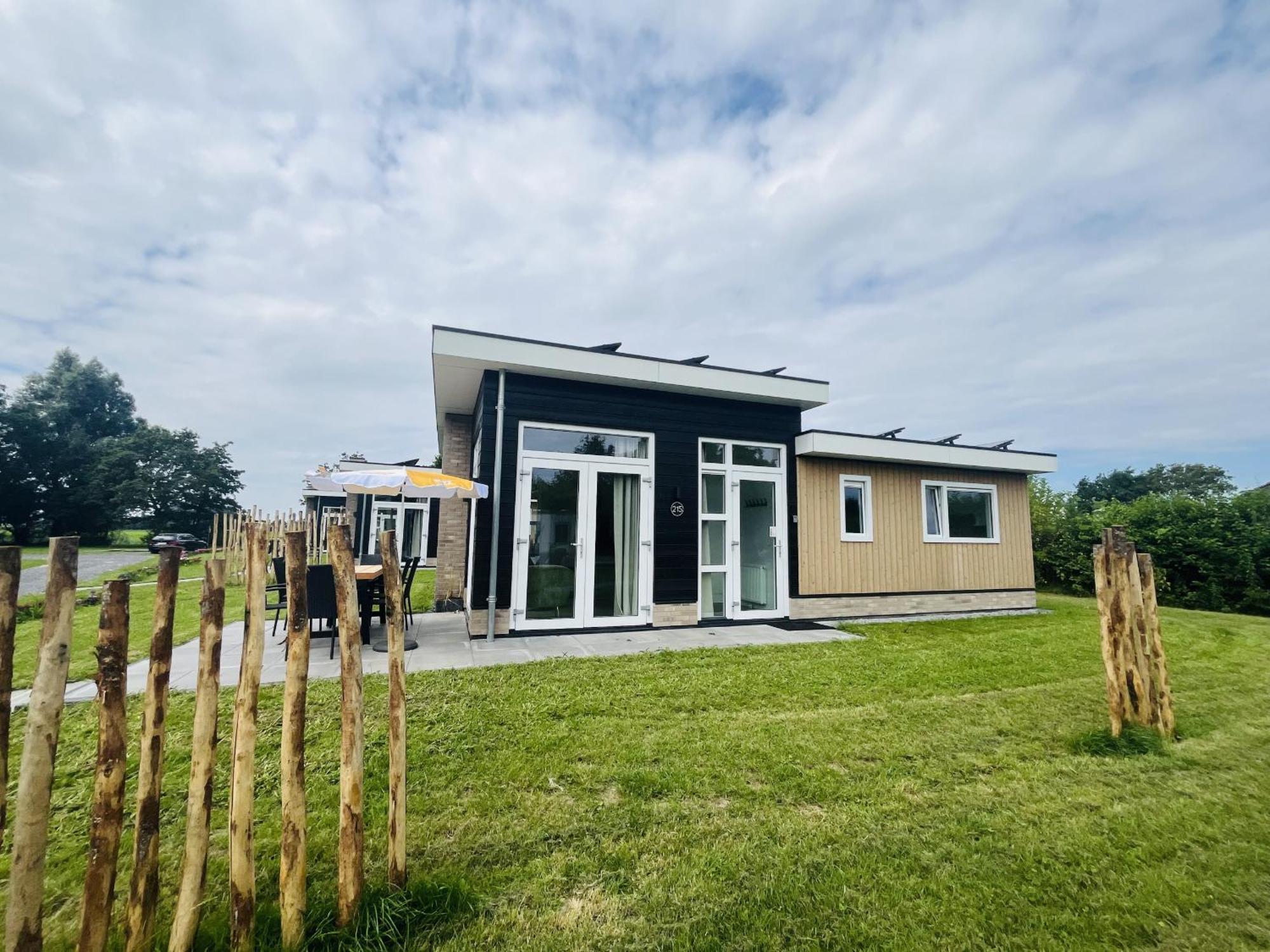 Bungalowpark De Horn - Floresta 215 Dirkshorn Exterior foto